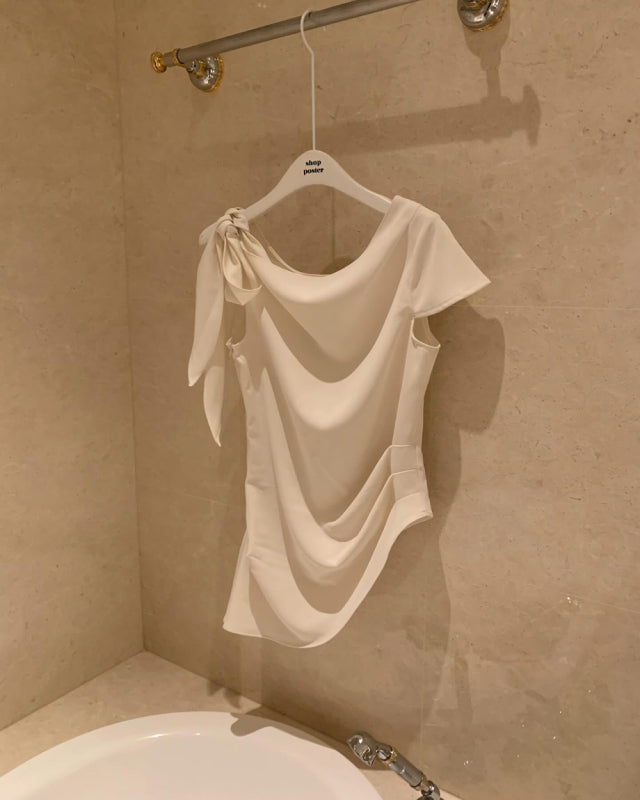 Raffine Blouse