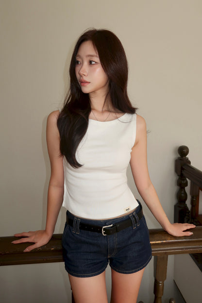 Classic Sleeveless (White)