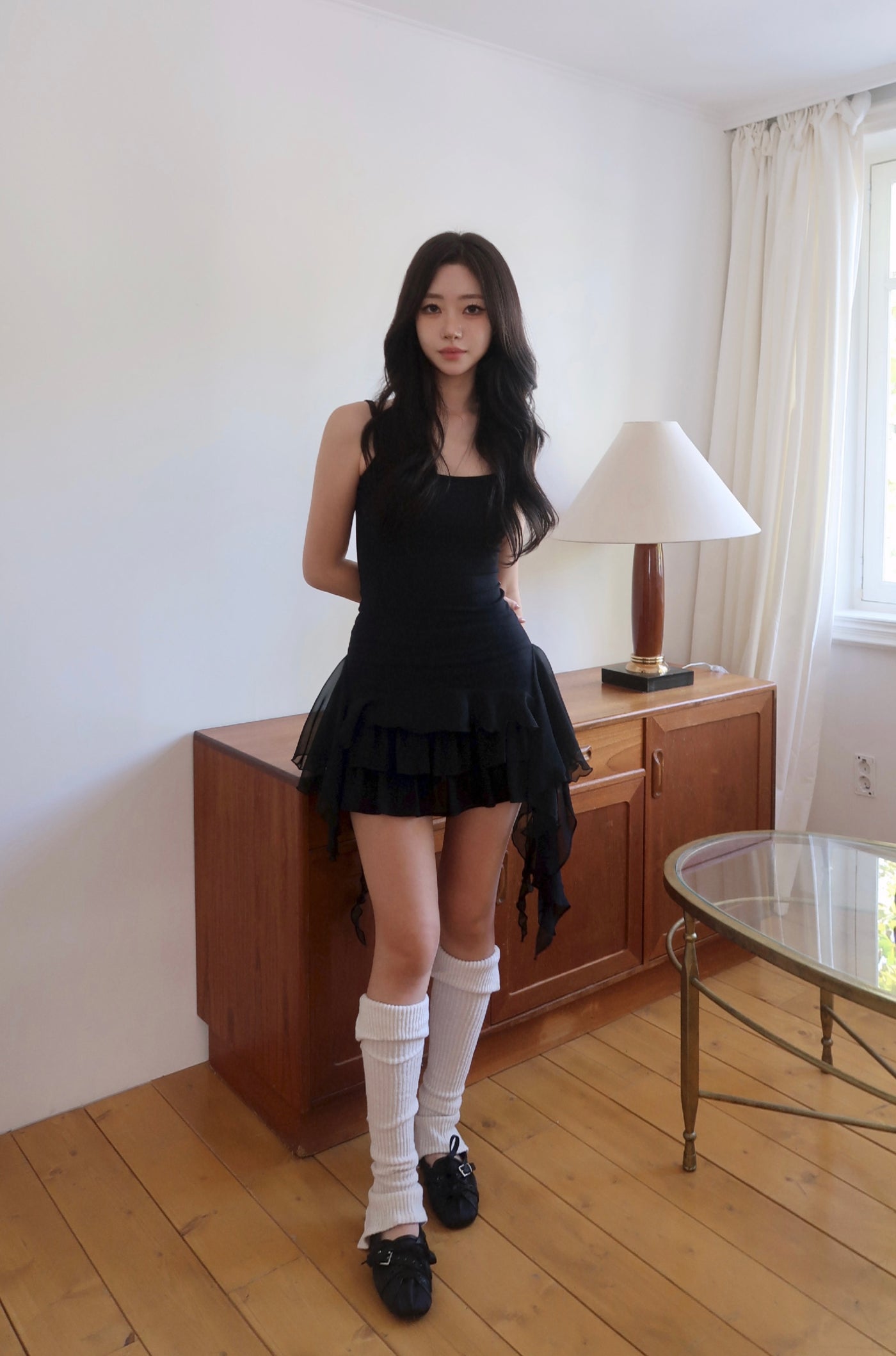 Frill Sleeveless (BL)