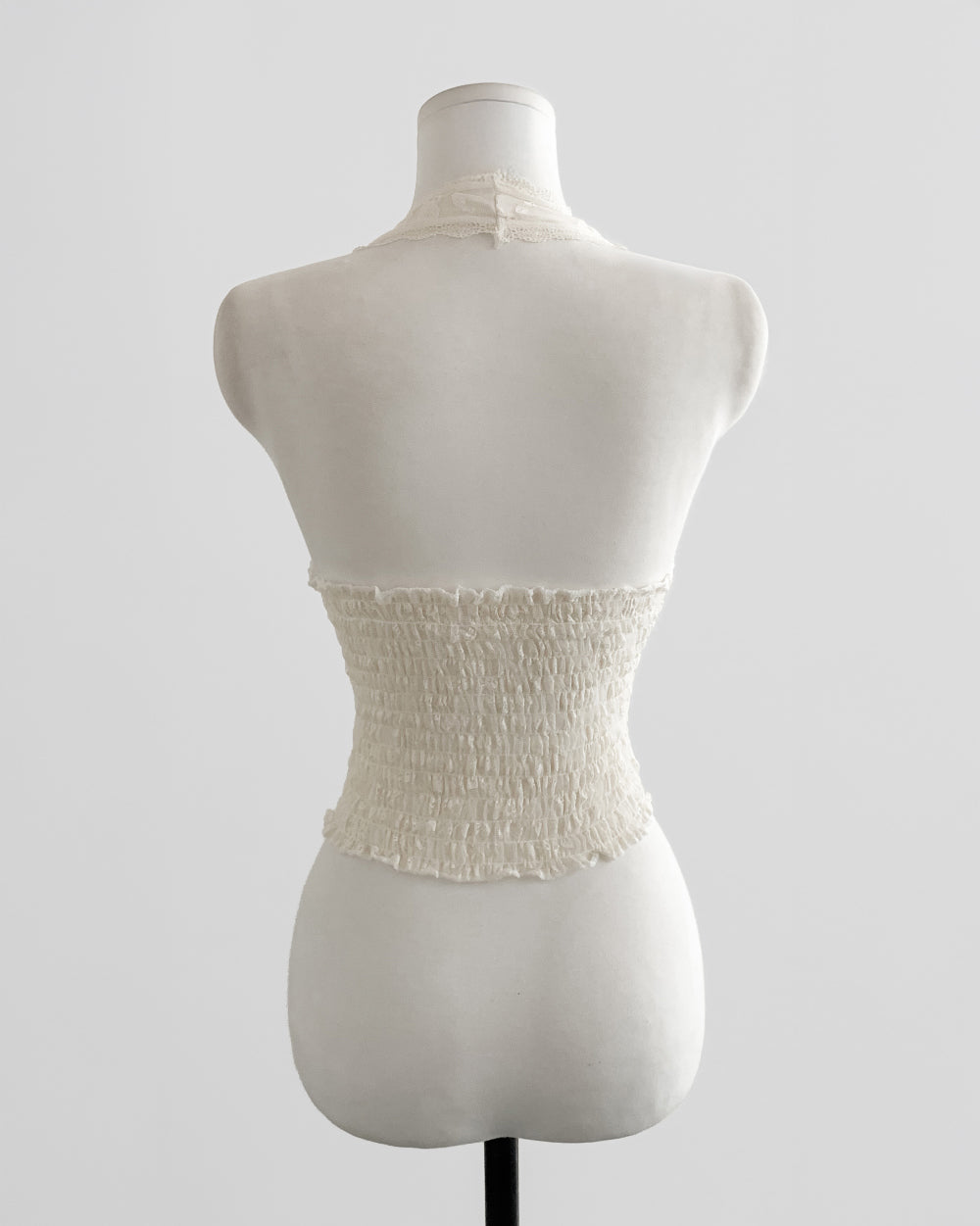 [Padded] Ribbon Lace Halter Top