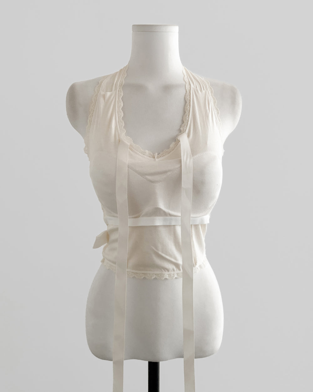 [Padded] Ribbon Lace Halter Top