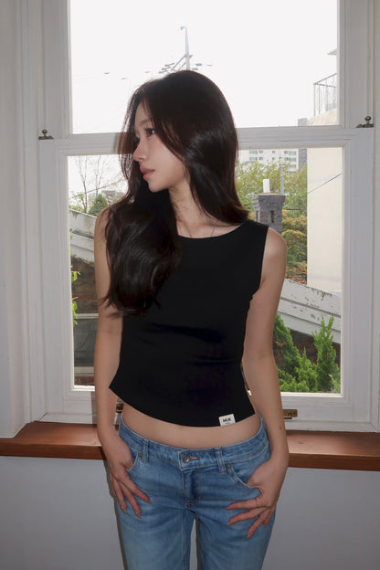 Classic Sleeveless (Black)