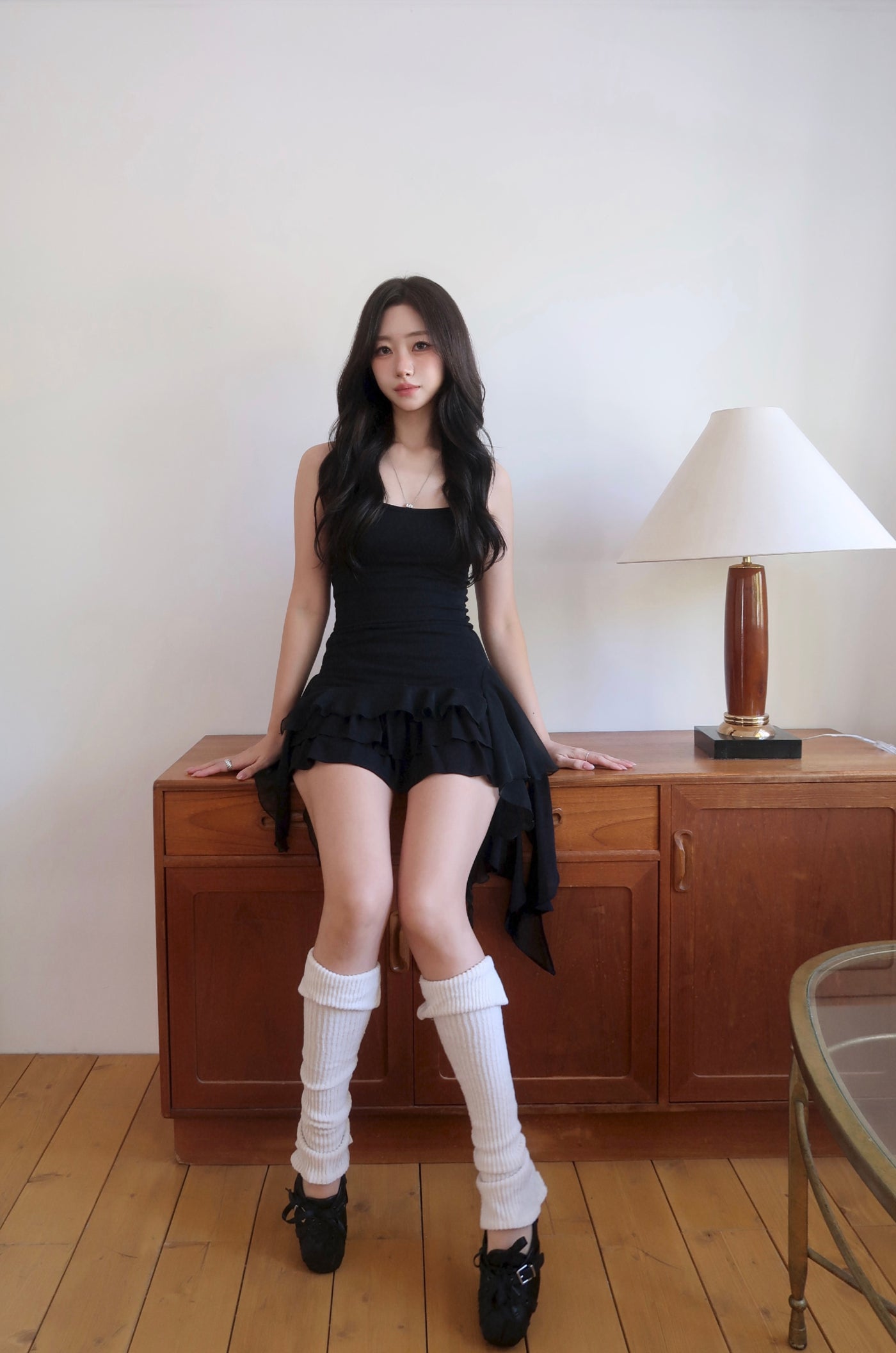 Frill Sleeveless (BL)