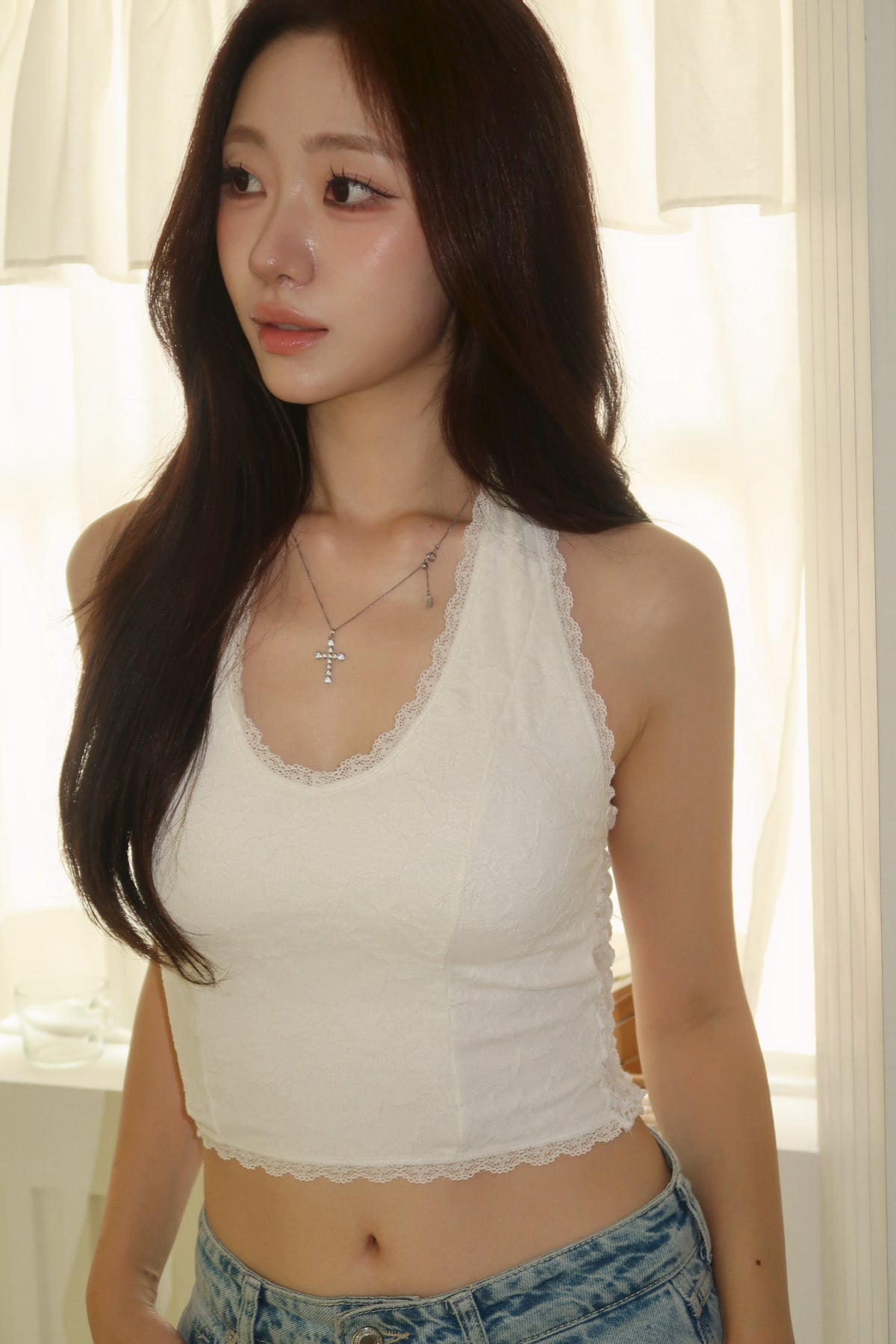 [Padded] Ribbon Lace Halter Top