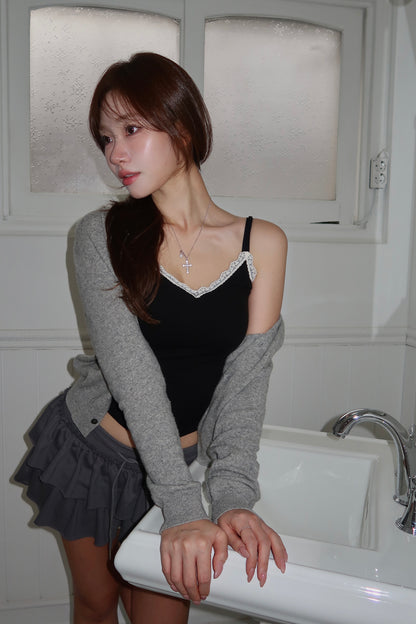 Lace Sleeveless (BL)